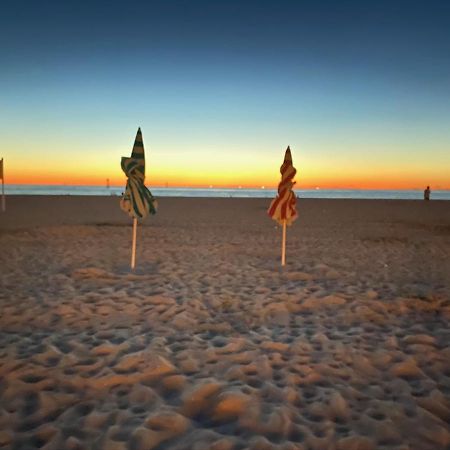 Blanvatel A Trouville Екстериор снимка